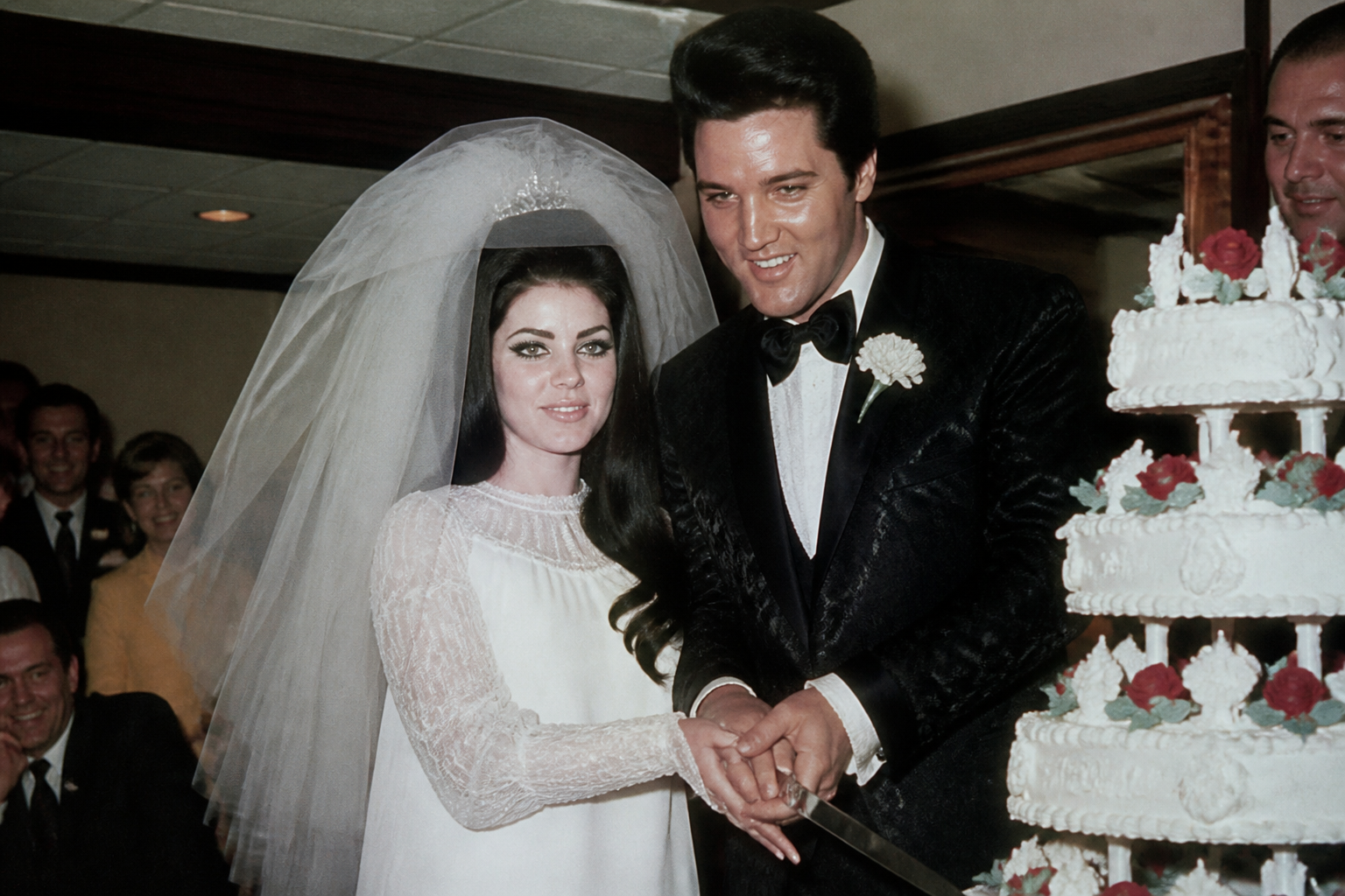 Elvis and Priscilla wedding ceremony in Las Vegas