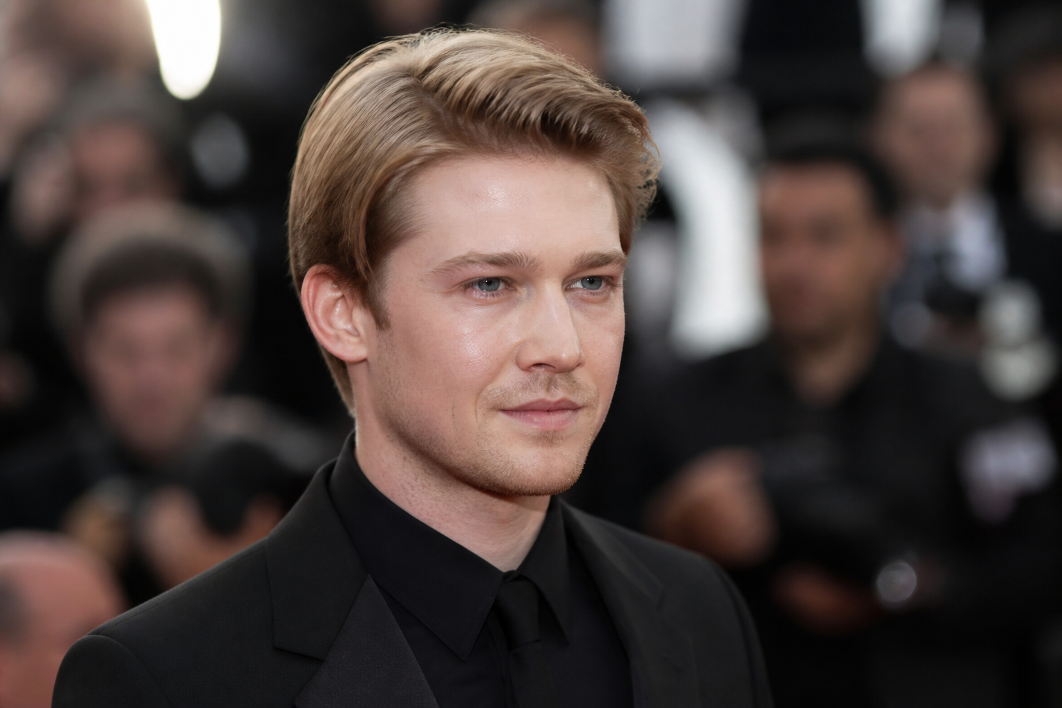 Joe Alwyn at a film premiere