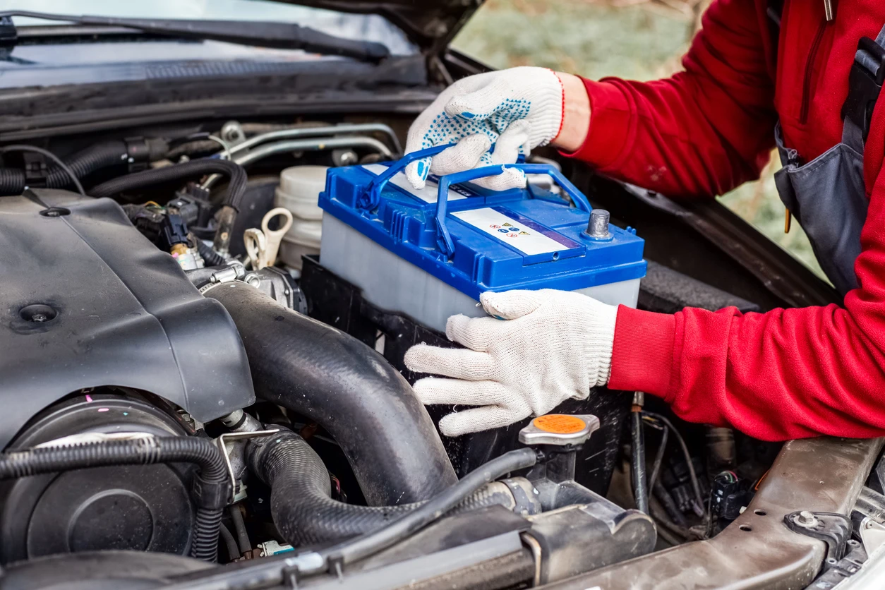Car Battery Guide 2026: Types, Lifespan, Maintenance & Buying Tips