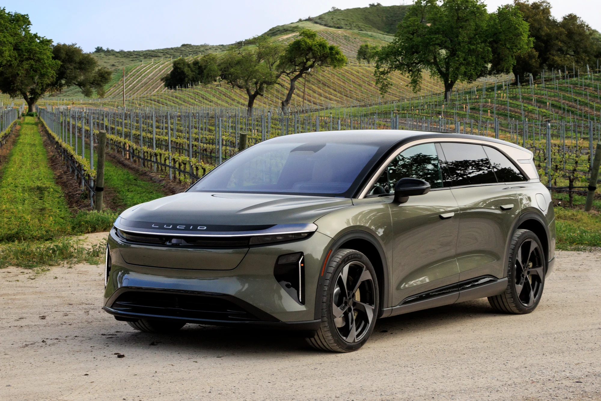 Lucid Car 2026: The Future of Luxury Electric Driving in America
