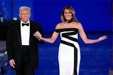 Cựu người mẫu Melania Trump, đệ nhất phu nhân Mỹ, không lệ ...