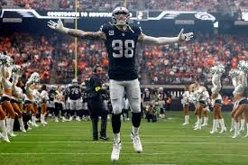 Ravens to acquire star defensive end Maxx Crosby in trade with Raiders