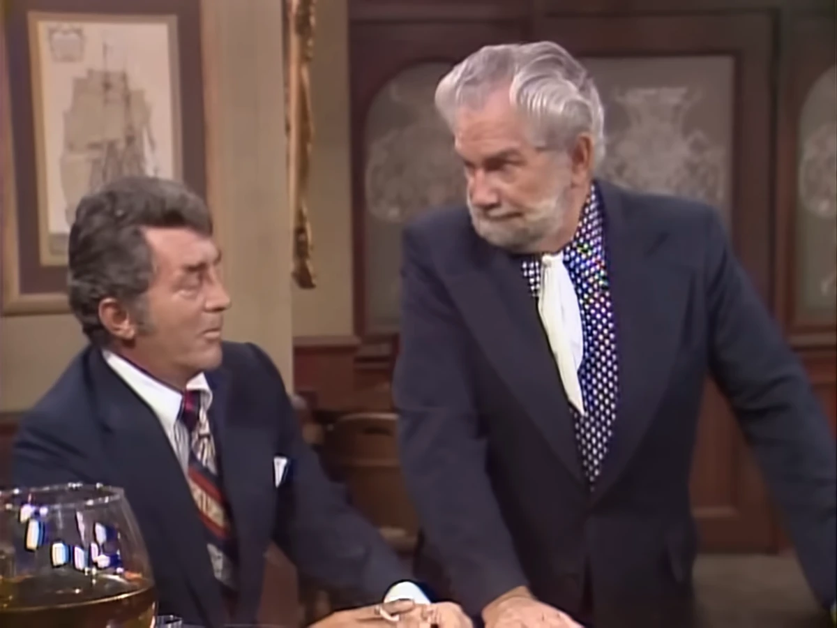 Vtinh.Dean Martin Couldn't Stop Laughing 😂