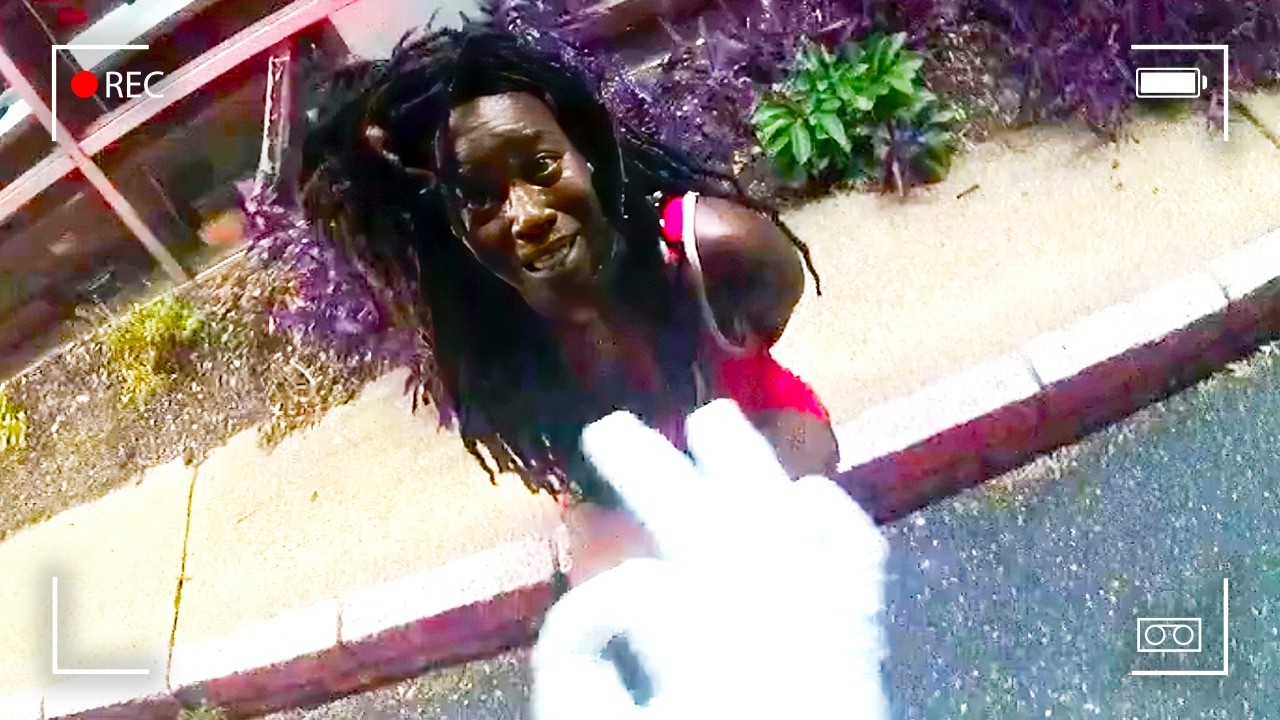 Cops Pull Over Speeding Woman, Find Decomposed Kids in Trunk