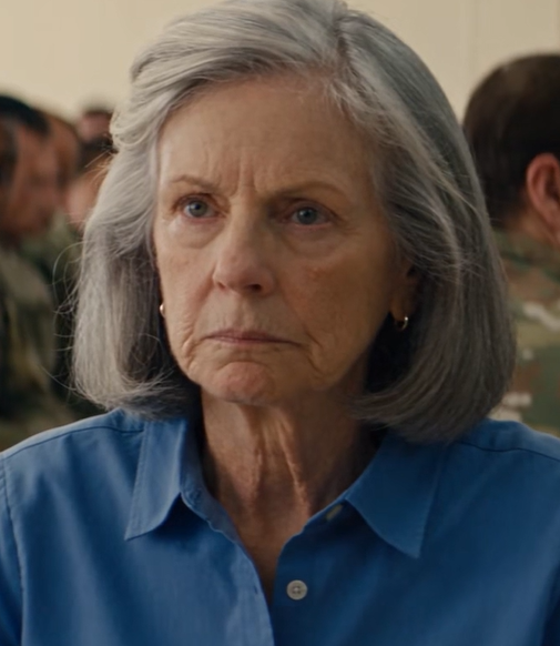 He Sent the Elderly Visitor to the Kitchen Table. By Sunset, He Learned She Held His Promotion—and a Secret That Could Change the Entire Base004