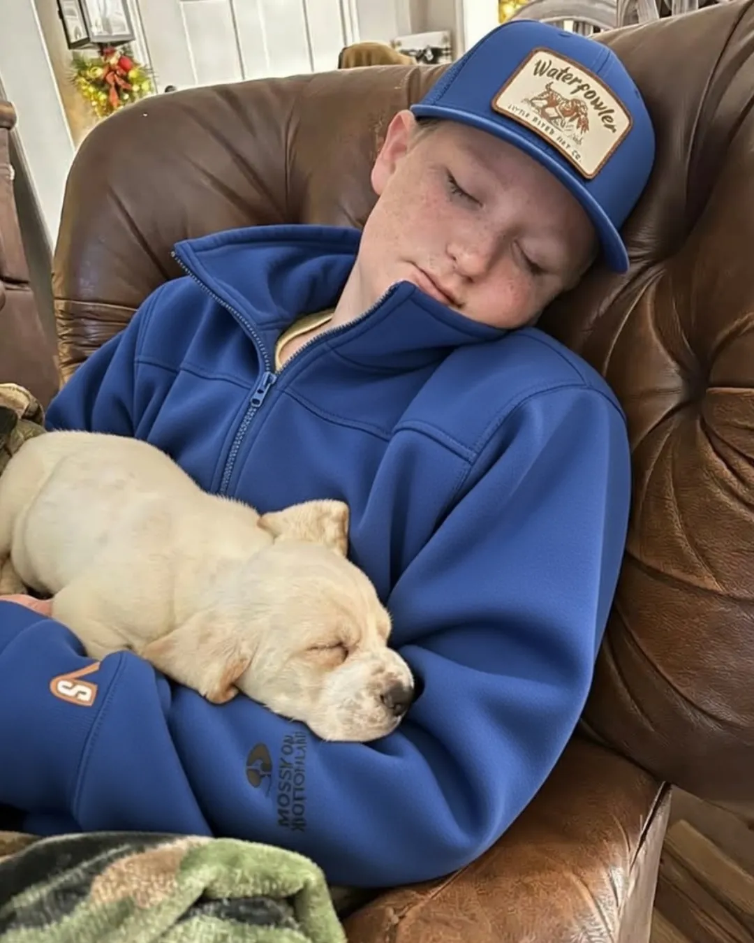 DH.Young Fighter's Note Touches Hearts Amid Cancer Battle